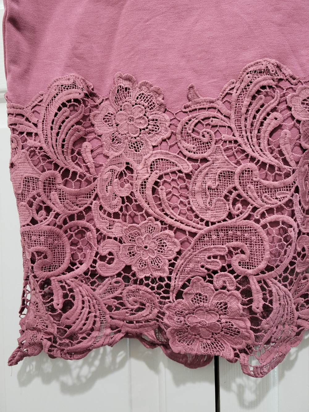 Haute Monde Mauve Pink Lace-Trim Pencil Skirt - Picture 5 of 10